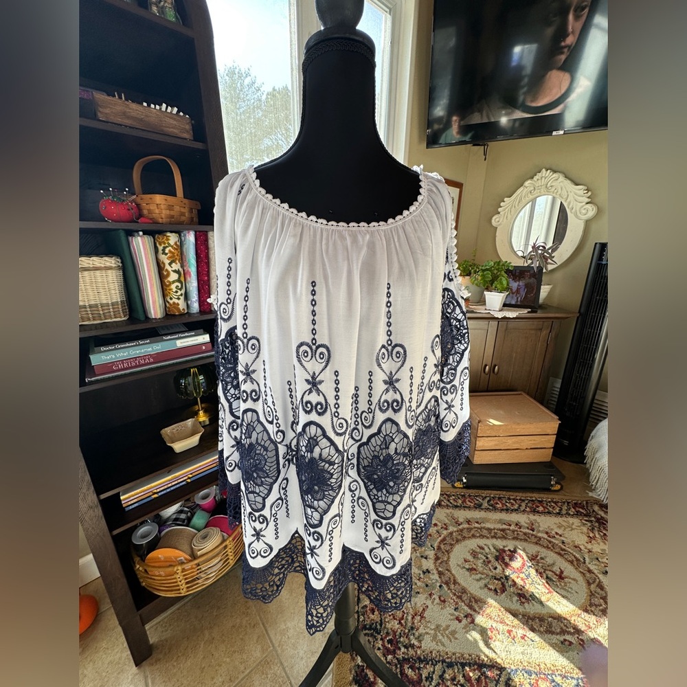 Belle France Elegant White and Blue Lace Women's Blouse Size XL